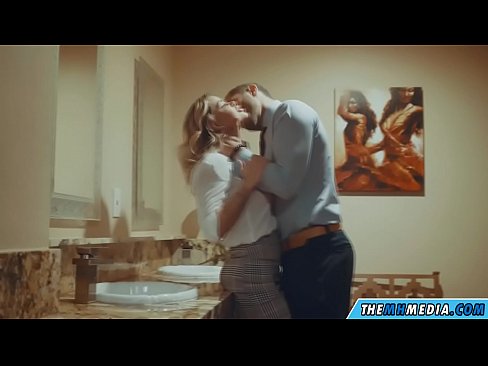 ❤️ Kai krūtininga blondinė vilioja tave viešajame tualete Dulkinimo video prie mūsų lt.passiveincome1.ru